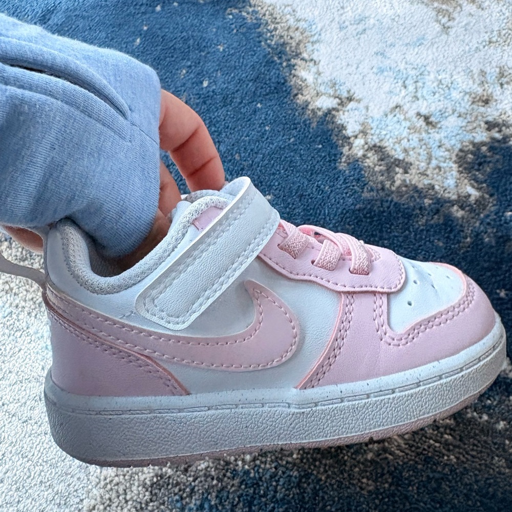 Nike Baby White and Light Pink Velcro Sneakers